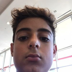 Meet your Posher, Eduardo